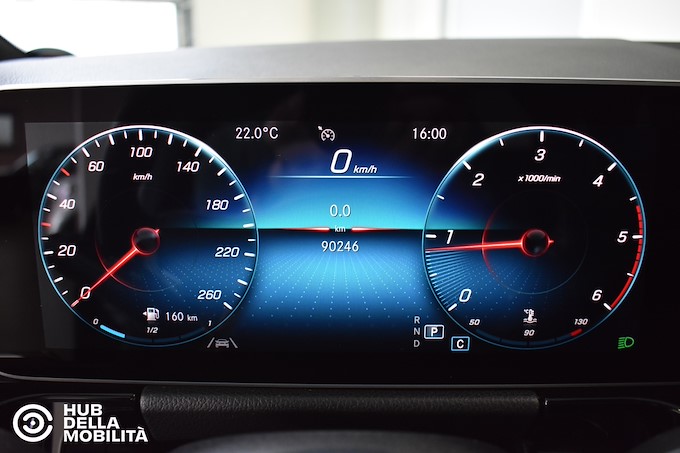 MERCEDES-BENZ GLA 200 d Automatic 4Matic Premium